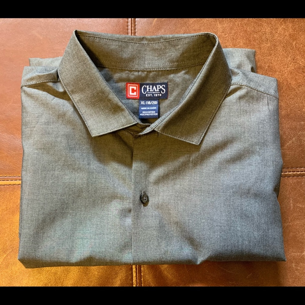 Boys CHAPS Dress Shirt / Sz-18-20